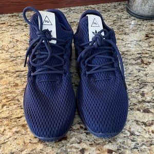 Adidas Pharrell Williams sneakers